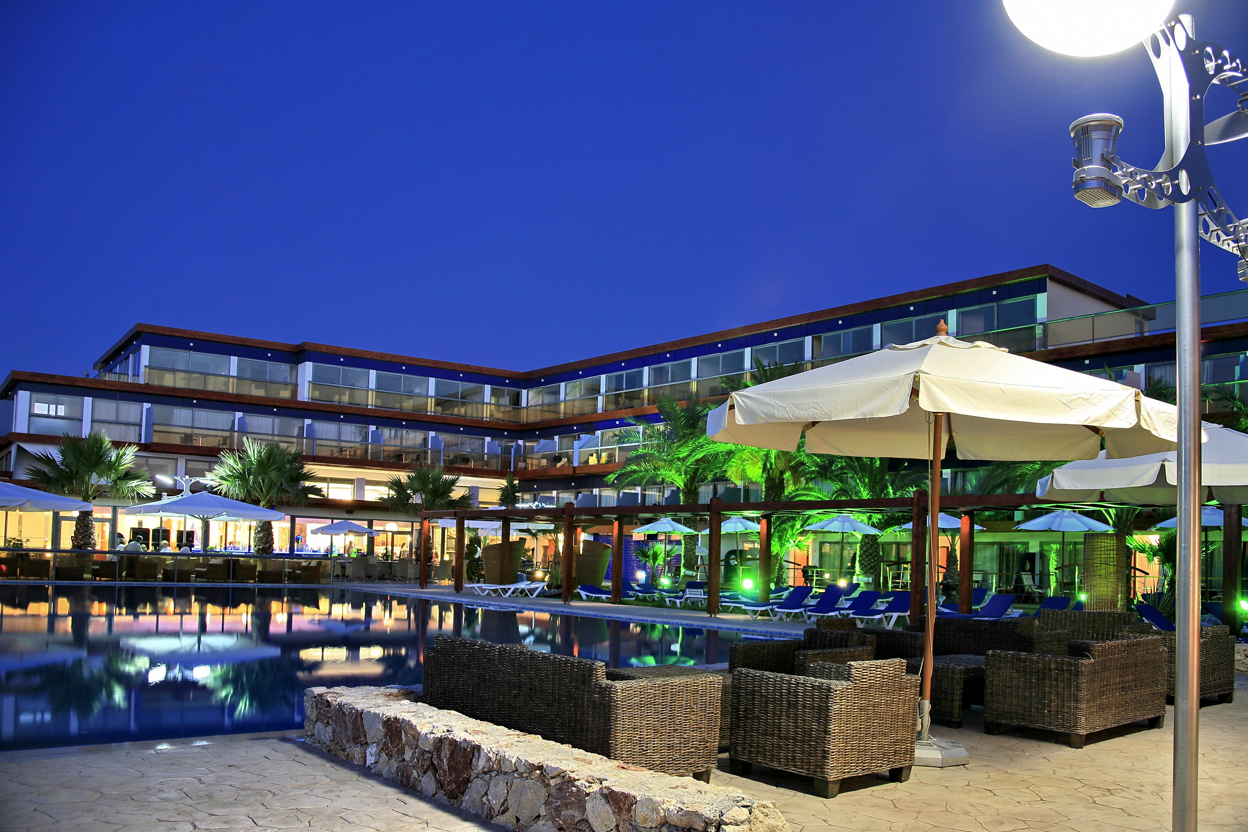 All Senses Ocean Blue Sea Side Resort Kremasztí Kültér fotó
