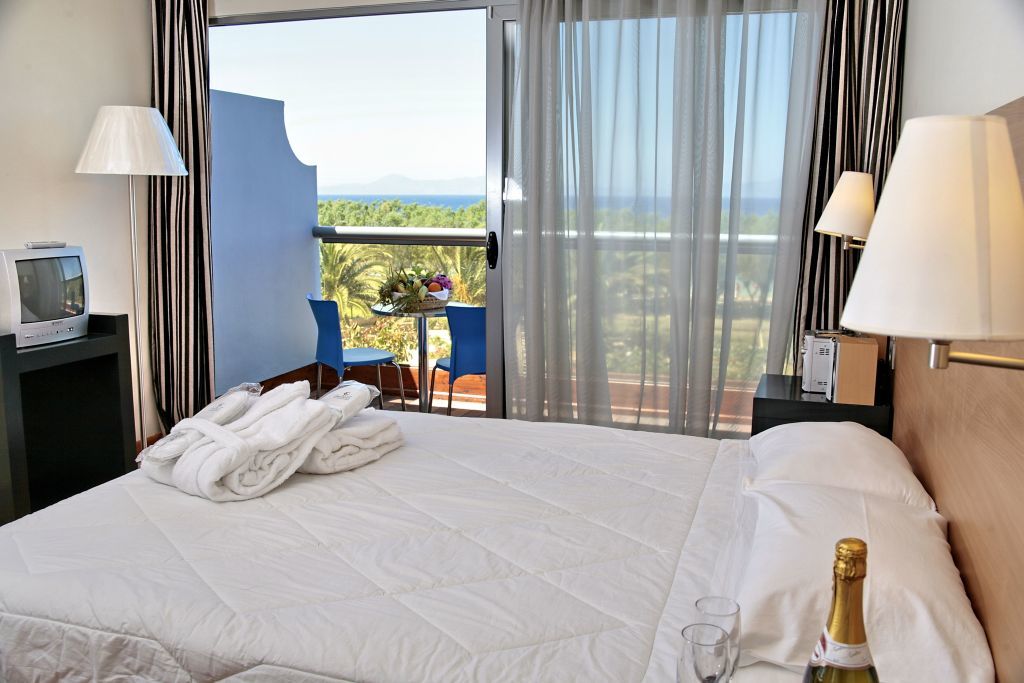 All Senses Ocean Blue Sea Side Resort Kremasztí Kültér fotó